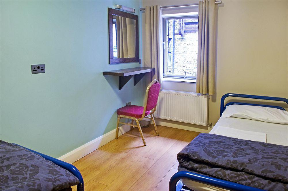 Isaacs Hostel Dublin Bagian luar foto