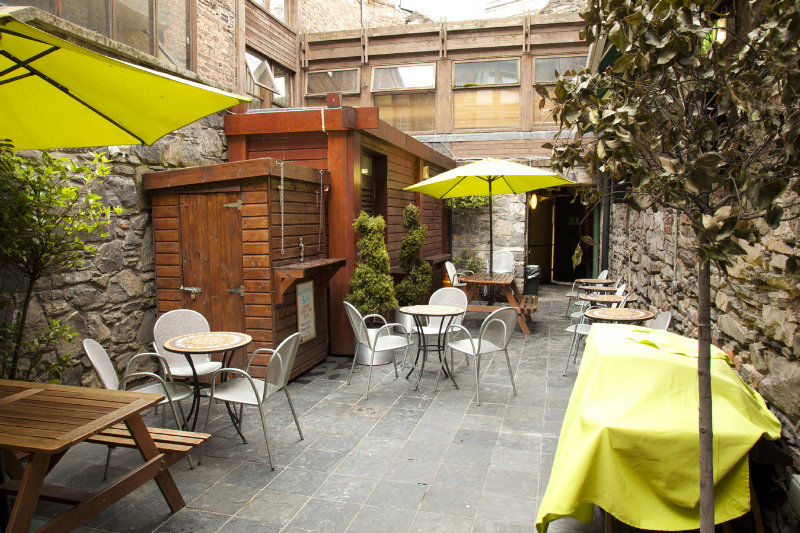 Isaacs Hostel Dublin Bagian luar foto