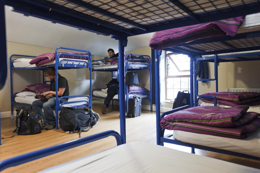 Isaacs Hostel Dublin Bagian luar foto