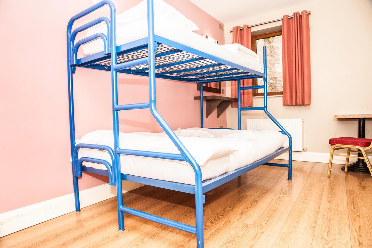 Isaacs Hostel Dublin Bagian luar foto