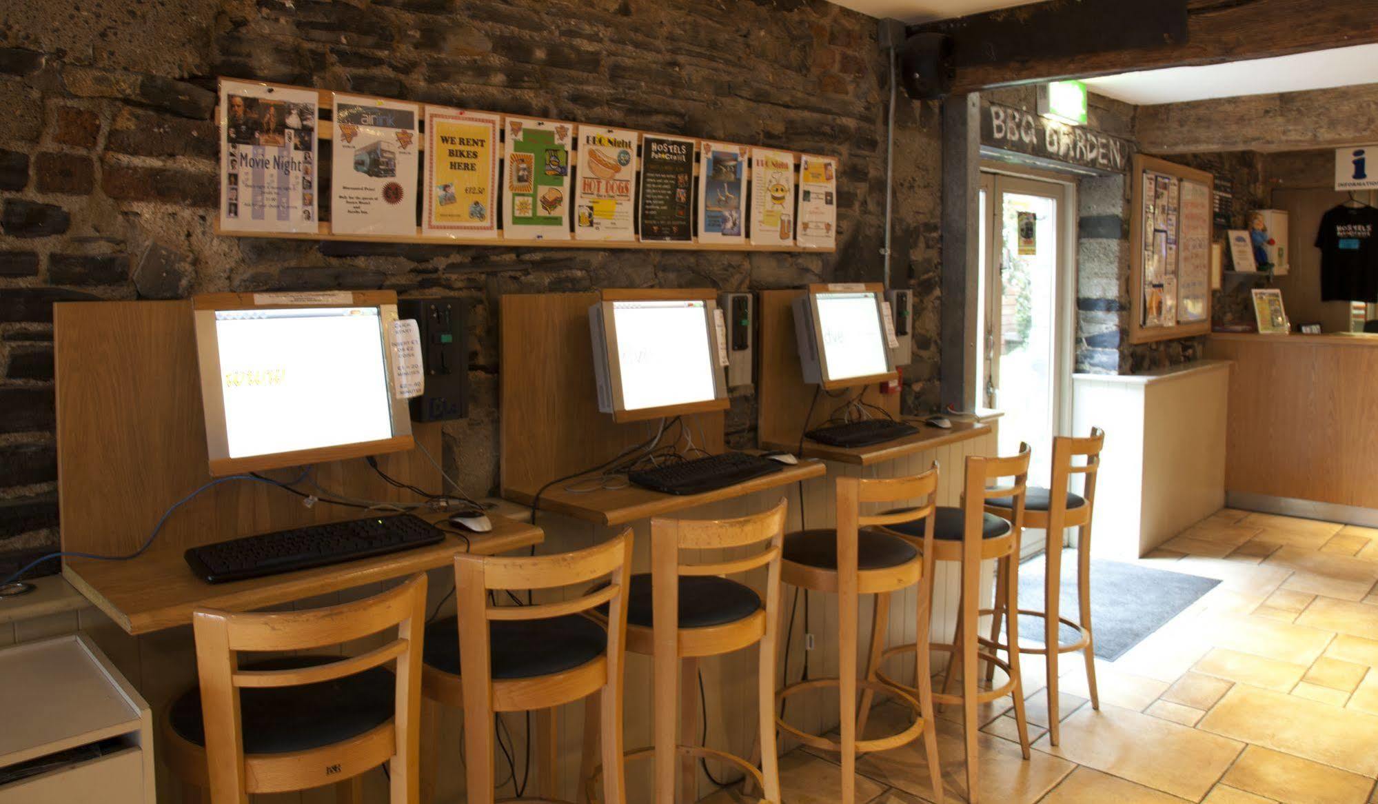 Isaacs Hostel Dublin Bagian luar foto