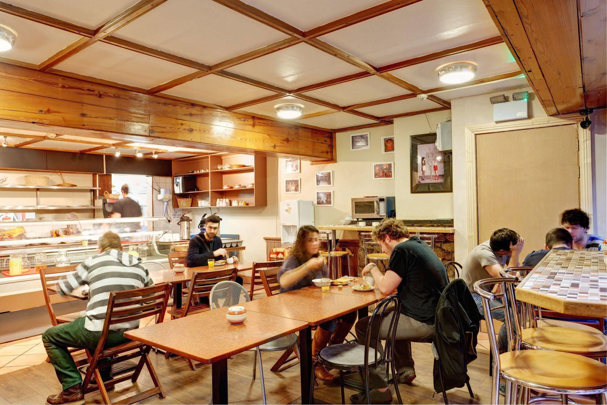 Isaacs Hostel Dublin Bagian luar foto