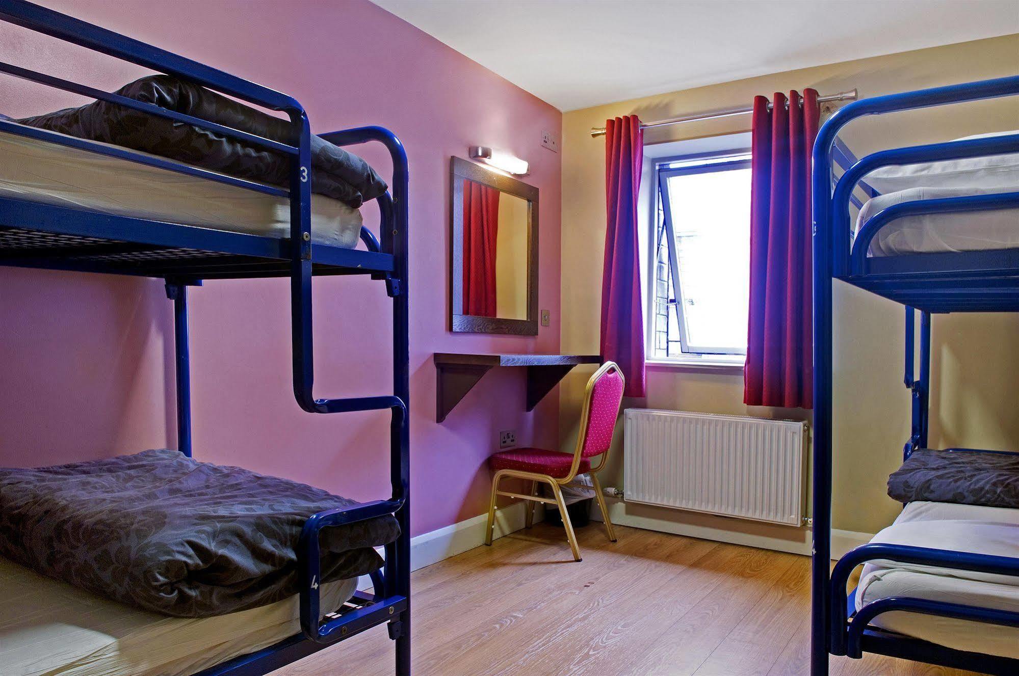 Isaacs Hostel Dublin Bagian luar foto